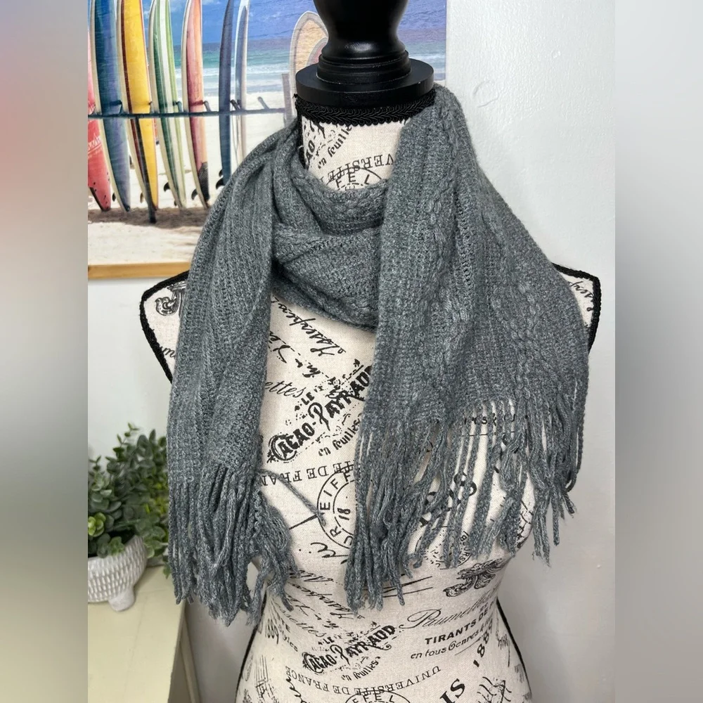New York & Company Grey Scarf